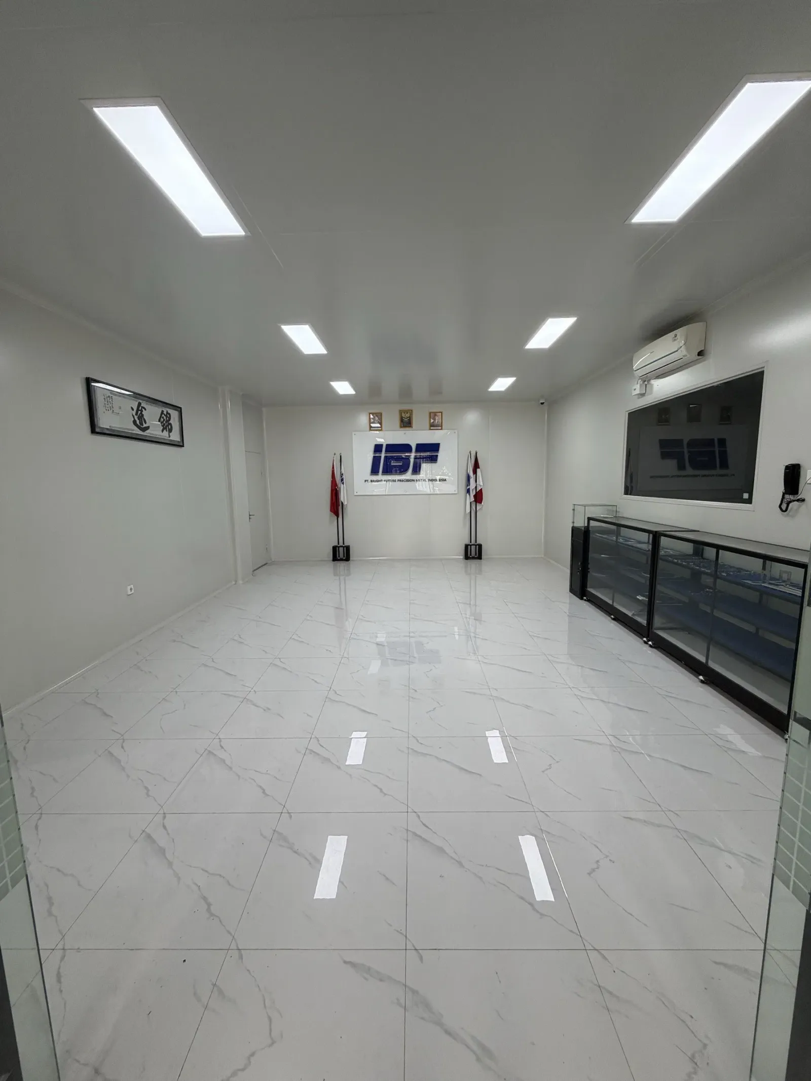 Lobby PT IBF Jababeka II